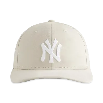 Kith x New Era for the New York Yankees Microsuede 59FIFTY Low Profile Fitted "Sandrift"