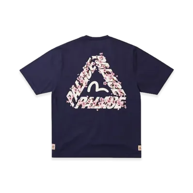 PALACE x EVISU Heavy Wash T Shirt "Navy"