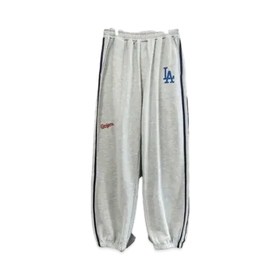 MLB Exclusive Set Up Patch Embroidery Side Line Big Silhouette Pullover Sweatpants Only "Oatmeal"