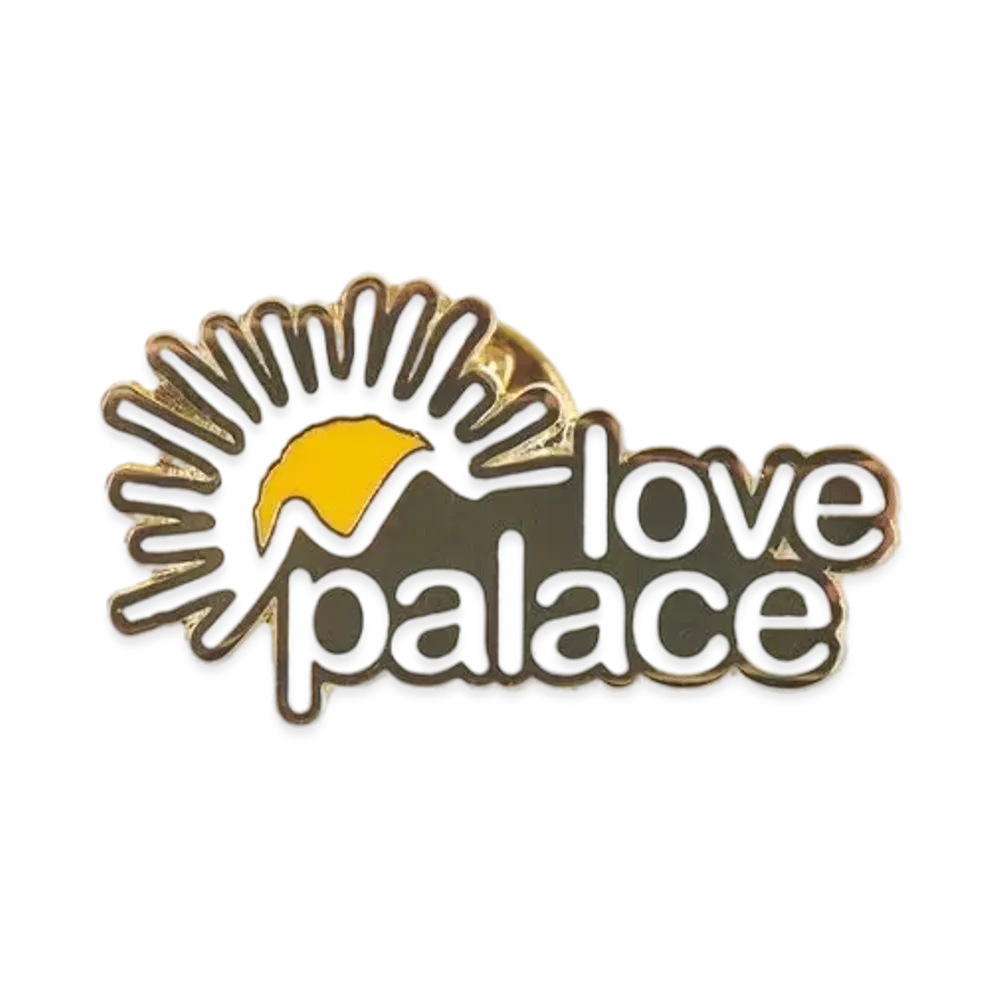 PALACE LOVE PALACE PIN BADGE "White / Gold"
