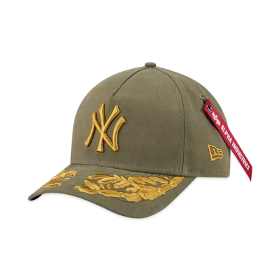 NEW ERA x MLB x Alpha Industries 9FORTY M-Crown A-Frame New York Yankees "Olive"