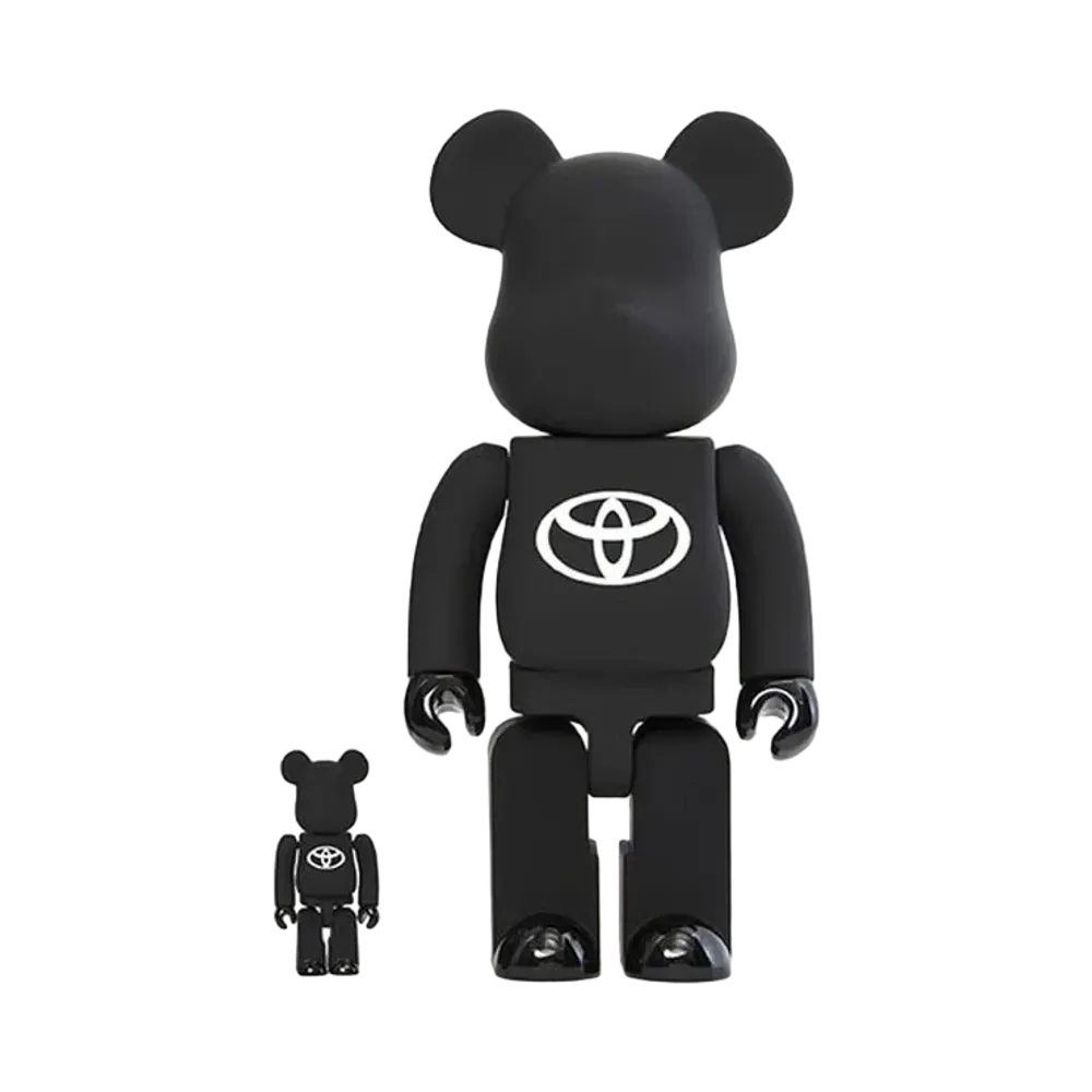 Bearbrick x Toyota 100% & 400%