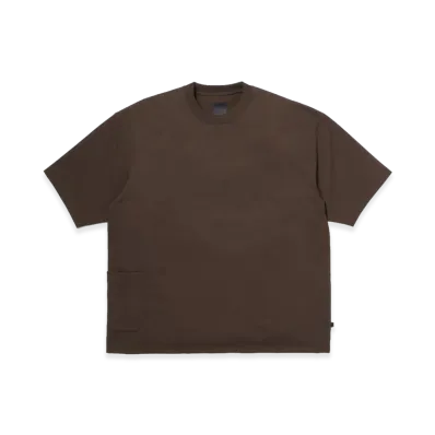 DAIWA PIER39 Tech Side Pocket S/S Tee "Dark Brown"