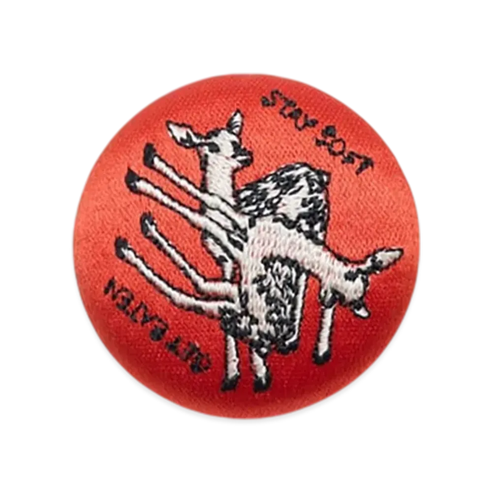 UNDERCOVER Embroidered Badge "Red"