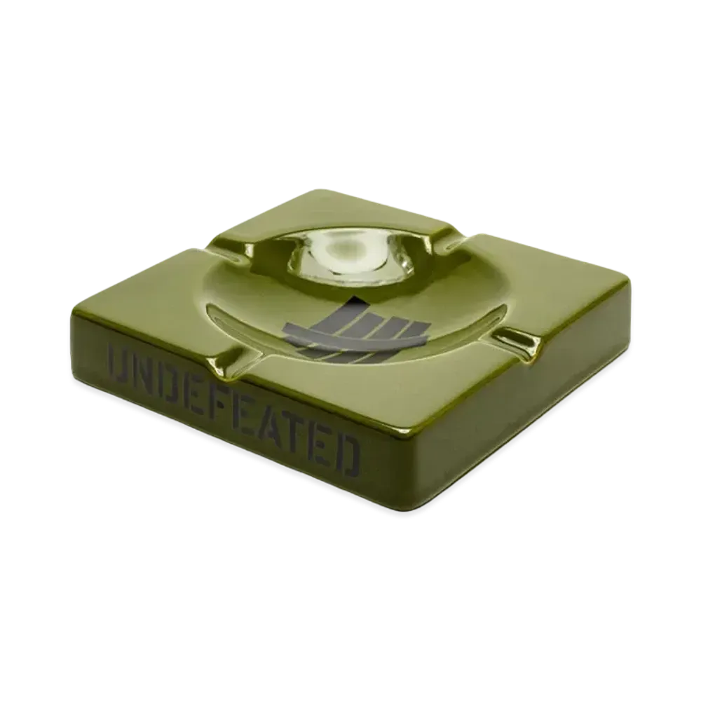 UNDEFEATED ASHTRAY - 02188 "Olive"