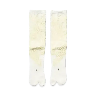 Goldwin 0 Reaction Diffusion Socks (Unisex) "White"