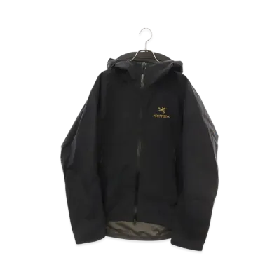 ARC'TERYX BEAMS Exclusive 24K Zeta SL Jacket "Black"