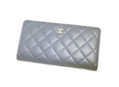 CHANEL Lambskin Matelasse Chain Wallet "Silver"