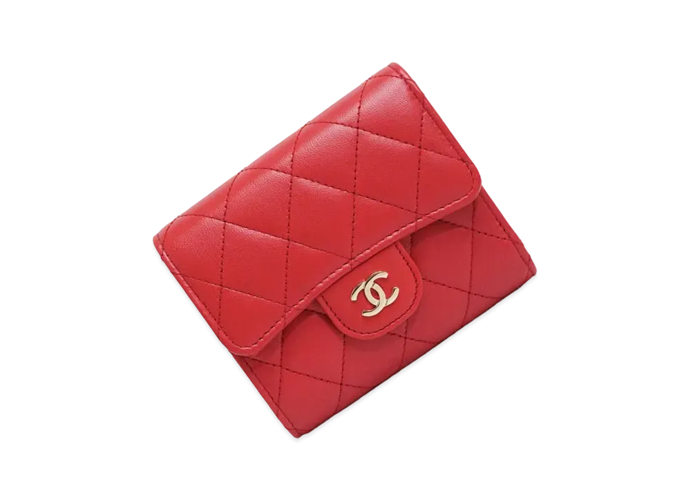 CHANEL Lambskin Matelasse Compact Wallet "Red"
