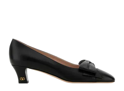 Valentino Garavani Women's Black Leather Bowow Pumps "Black"