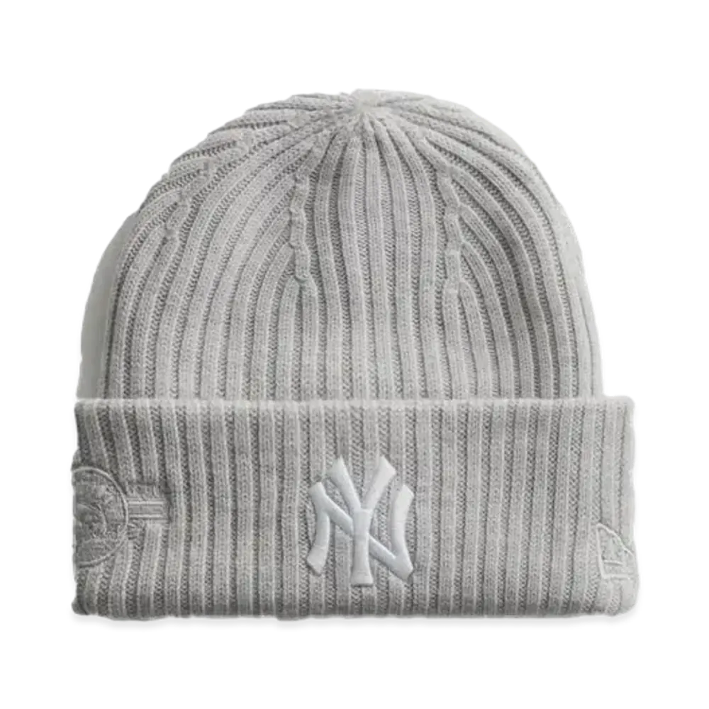 Kith x New Era x New York Yankees Knit Beanie "Light Heather Grey"
