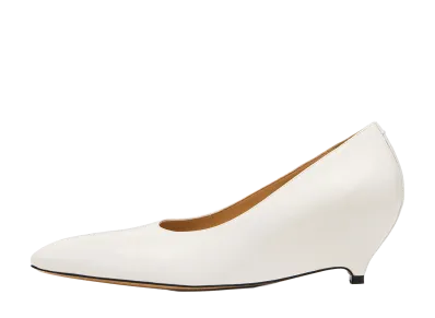 Maison Margiela Women's Heel-less Pumps "White"