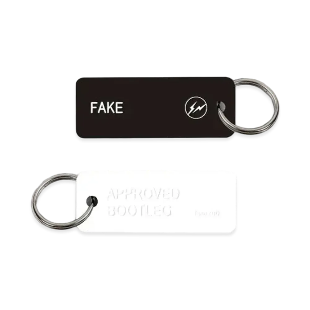 FRAGMENT FAKE Keytag "Gloss Black"