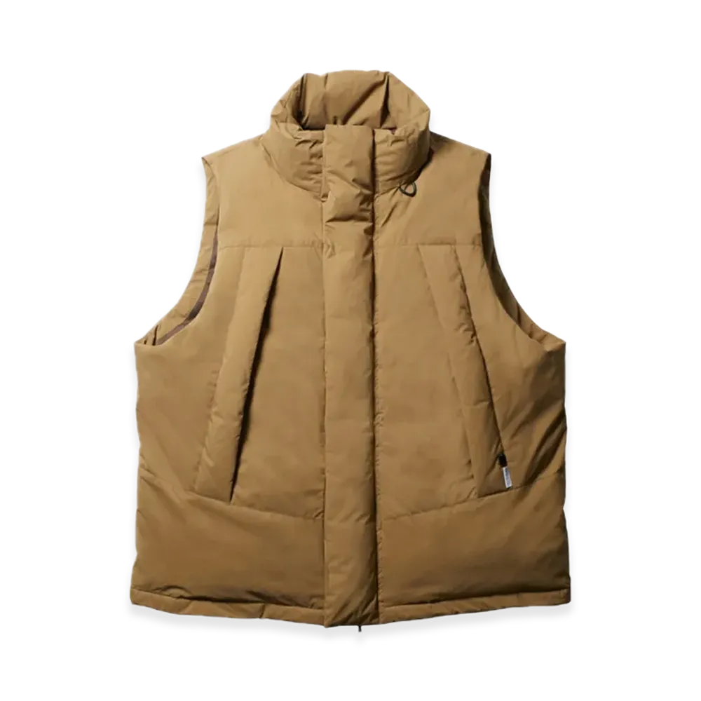 DAIWA PIER39 Gore-Tex Infinium Field Down Vest "Beige"