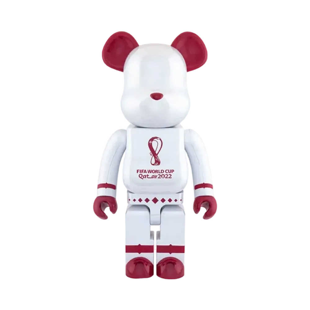 Bearbrick FIFA WORLD CUP QATAR 2022 (TM) OLP WHITE CHROME 1000%
