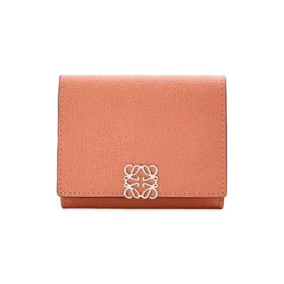 LOEWE Anagram Trifold Wallet In Pebble Grain Calfskin "Pink Tulip"