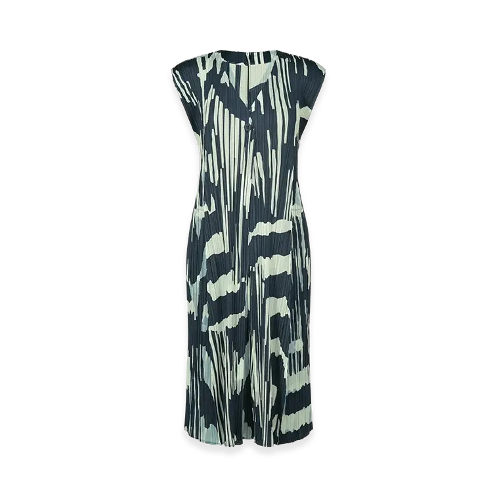 PLEATS PLEASE ISSEY MIYAKE Refraction "Grayish Navy"