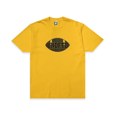 UNDEFEATED Dirty State S/S Tee "Yellow"