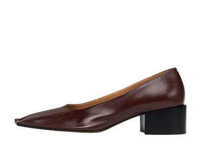 Maison Margiela Women's Piped Pumps "Brown"