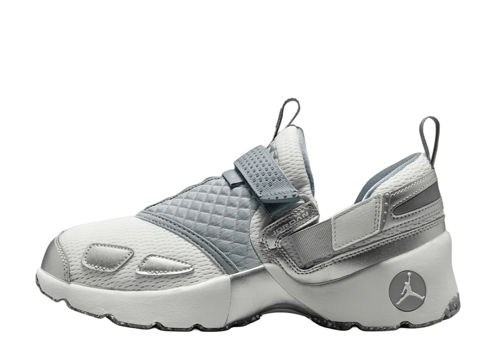 Nike Women's Jordan Trunner LX "Wolf Grey/Reflective Silver"