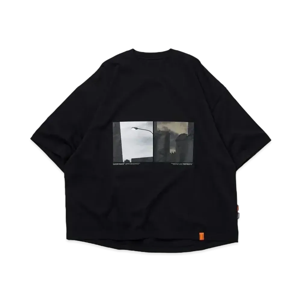 TIGHTBOOTH x GOOPiMADE Super Wide Logo Tee "Black"