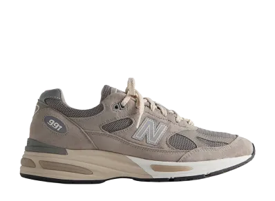 KITH 101 × New Balance 991V2 "Moonrock"