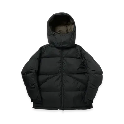 DAIWA PIER39 Tech Alpine Down Parka "Black"