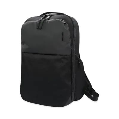 Incase A.R.C. Daypack "BLACK"