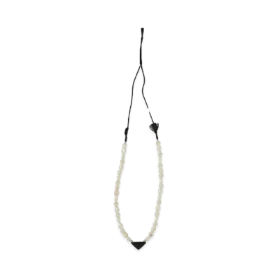 TOGA VIRILIS Triangle pearl necklace "WHITE"