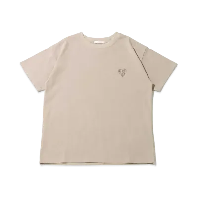 atmos pink Heart Logo Embroidery T "Beige"