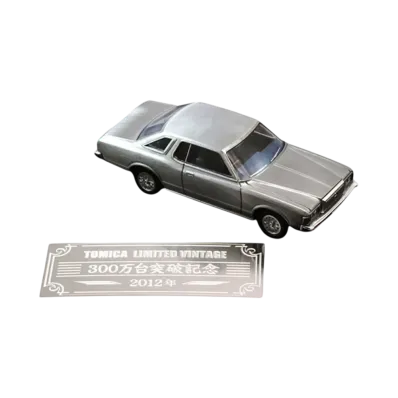 TOMYTEC "TOMICA LIMITED VINTAGE" 1/64 Commemorating 3 Million Units Sold Lv Crown 2-Door Ht