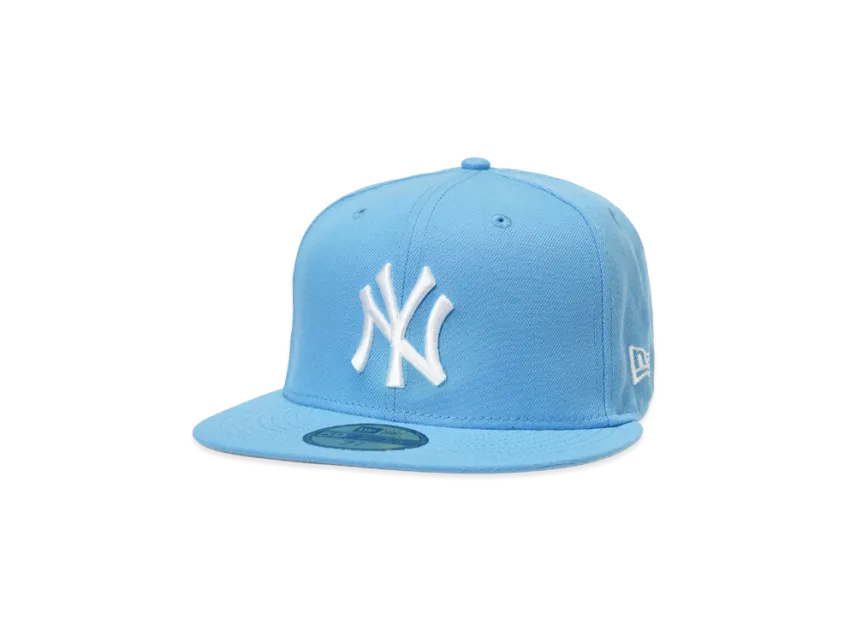 Supreme x New York Yankees New Era Supreme x New York Yankees New Era