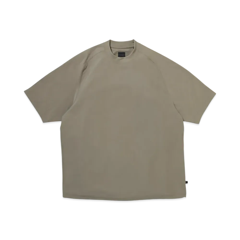 DAIWA PIER39 Tech Lightweight S/S Tee "Wolf Gray"