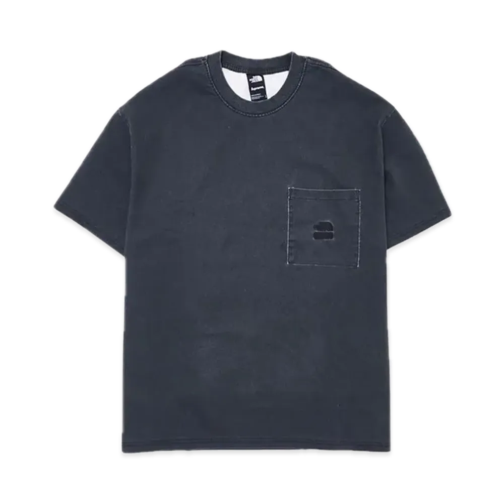 シュプリーム x ザノースフェイス ピグメント プリント ポケット Tシャツ "ブラック"