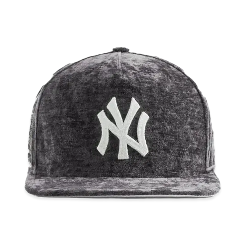 Kith x New Era x the New York Yankees Chenille 9Fifty A-Frame Snapback "Fuel "
