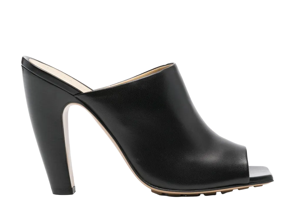 Bottega Veneta Women's Sandals "Black"