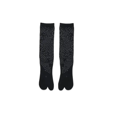 Goldwin 0 Reaction Diffusion Socks (Unisex) "Black"