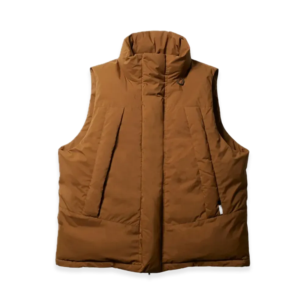 DAIWA PIER39 Gore-Tex Infinium Field Down Vest "Brown"