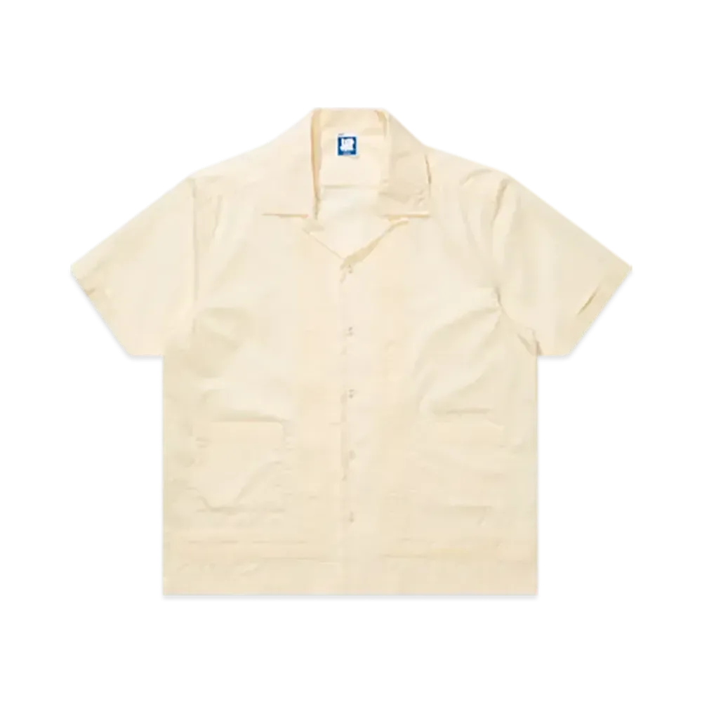 UNDEFEATED Script S/S Shirt "Beige"