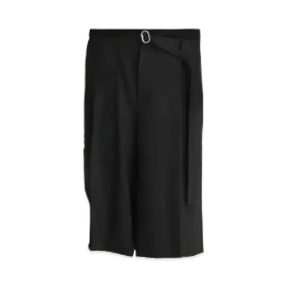 Matin Kim Double Waist Bermuda Pants In "Black"