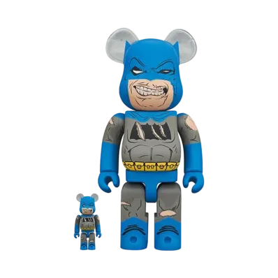 Bearbrick BATMAN (TDKR:The Dark Knight Triumphant) 100% & 400%