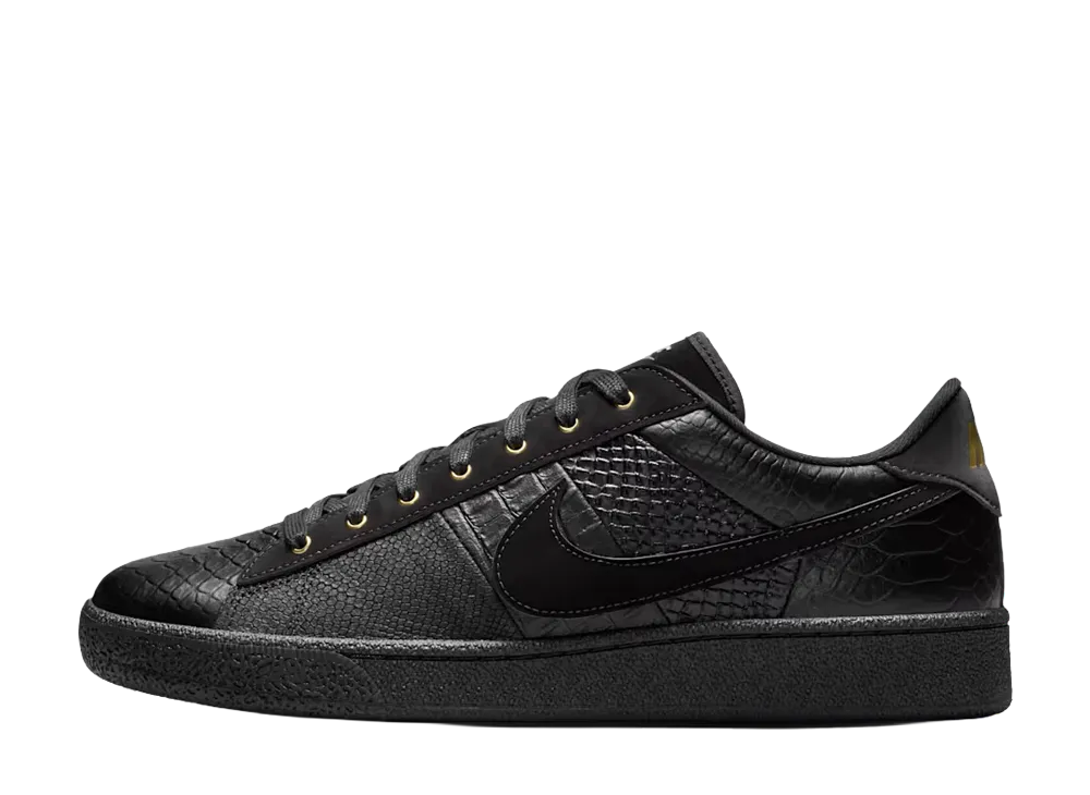 Nike Tennis Classic PRM "Triple Black"