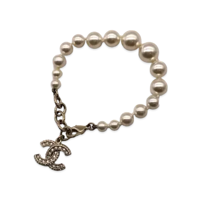 CHANEL Fake Pearl Bracelet