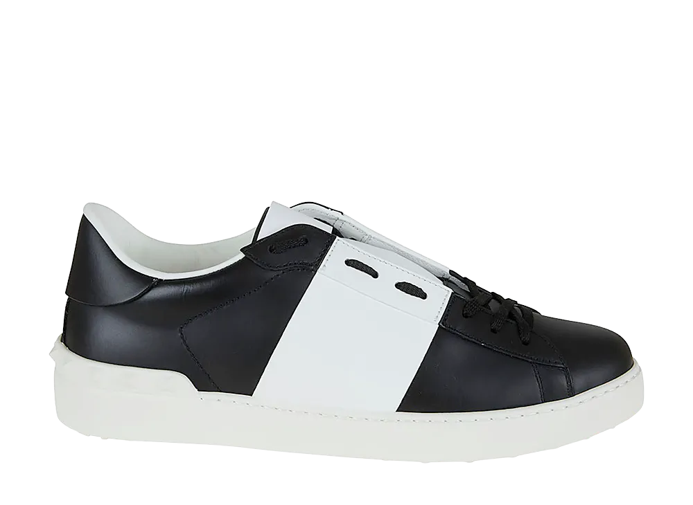 Valentino Garavani Open Leather Sneakers With Contrast Band And Stud Details "Nero/Bianco"