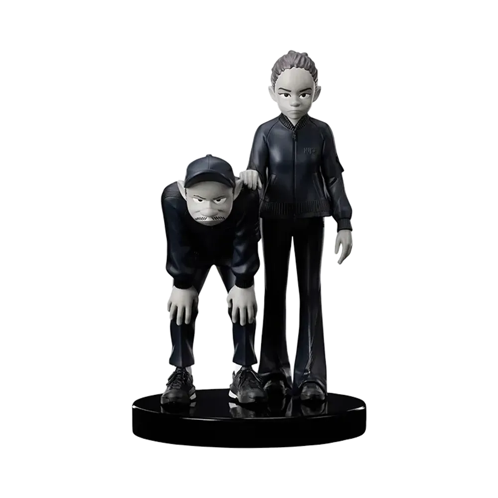 sacai / NIKE "Yusuke Hanai Sculpture" Tina Kunakee Zachary Kunakee Black