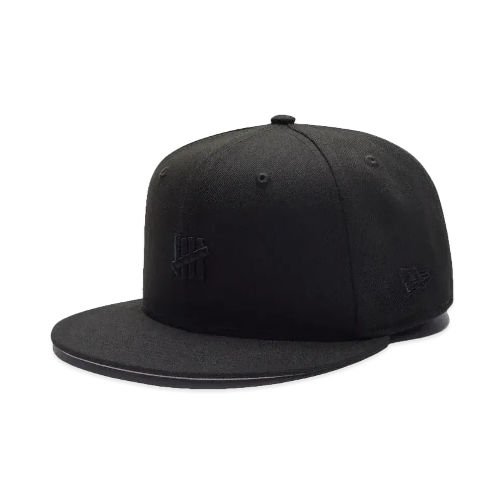 UNDEFEATED x NE Micro Icon Fitted "Black"