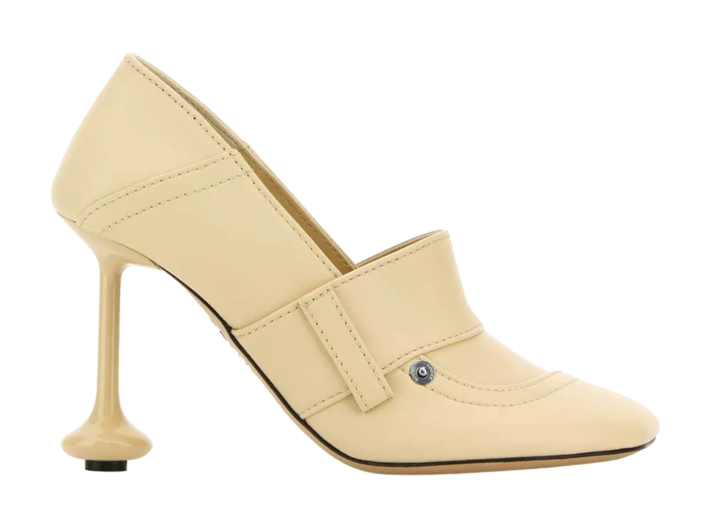 LOEWE Women's Toy Pumps "Oat Milk"