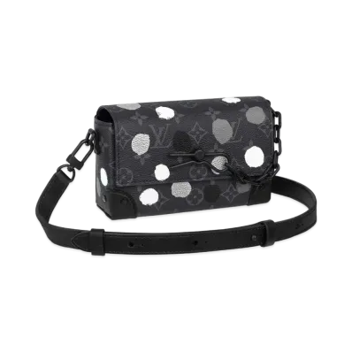 Louis Vuitton x Yayoi Kusama Steamer Wearable Wallet Monogram Eclipse Painted Dots
