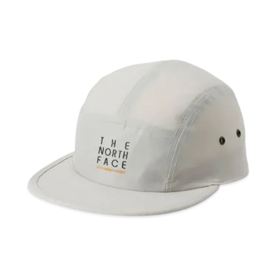The North Face Five Panel Cap "Fossil Ivory"