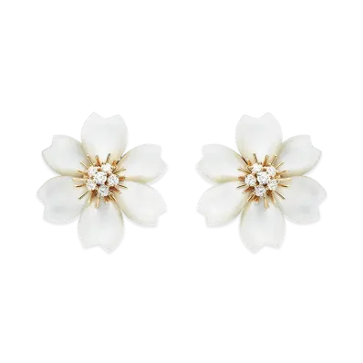 Van Cleef & Arpels Rose de Noel earrings small model "18K Yellow gold/Diamond/Mother-of-pearl"